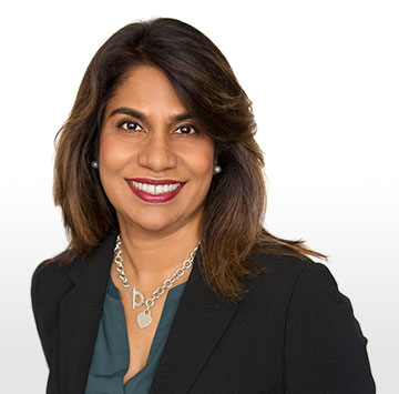 Headshot - Maria Fernandes